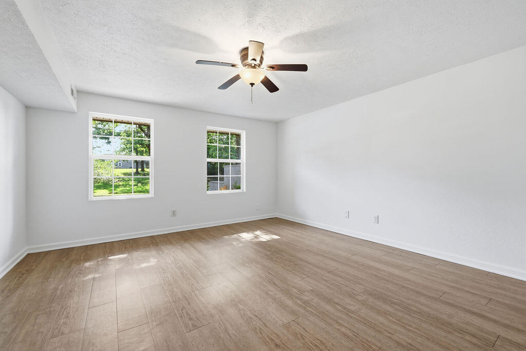1326 Diuguid Drive Property Photo 13