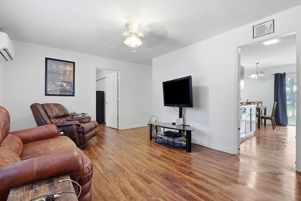 1326 Diuguid Drive Property Photo 39
