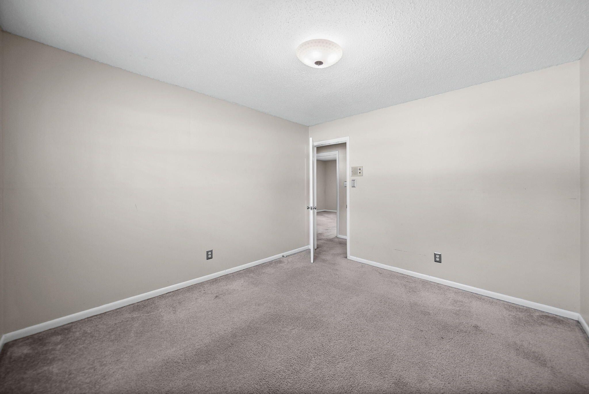 301 Donna Drive Property Photo 24