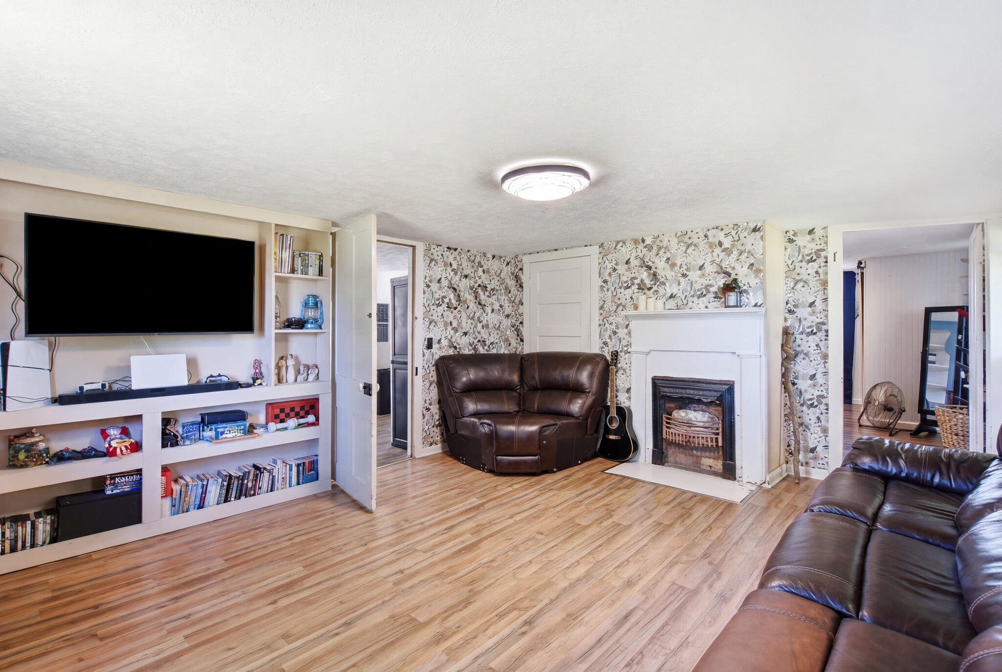 3043 Poosey Ridge Road Property Photo 6