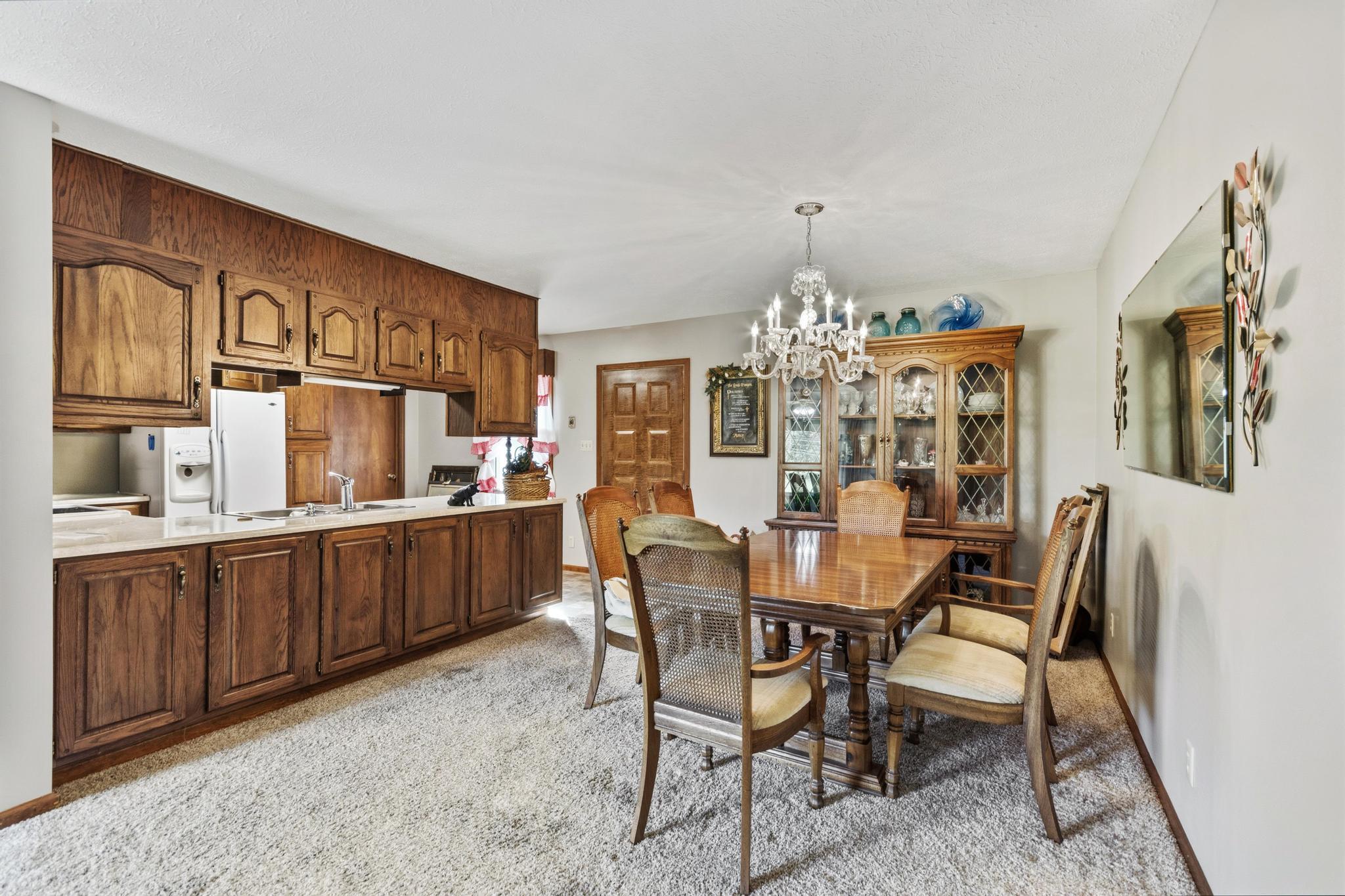 1338 Tiline Road Property Photo 4