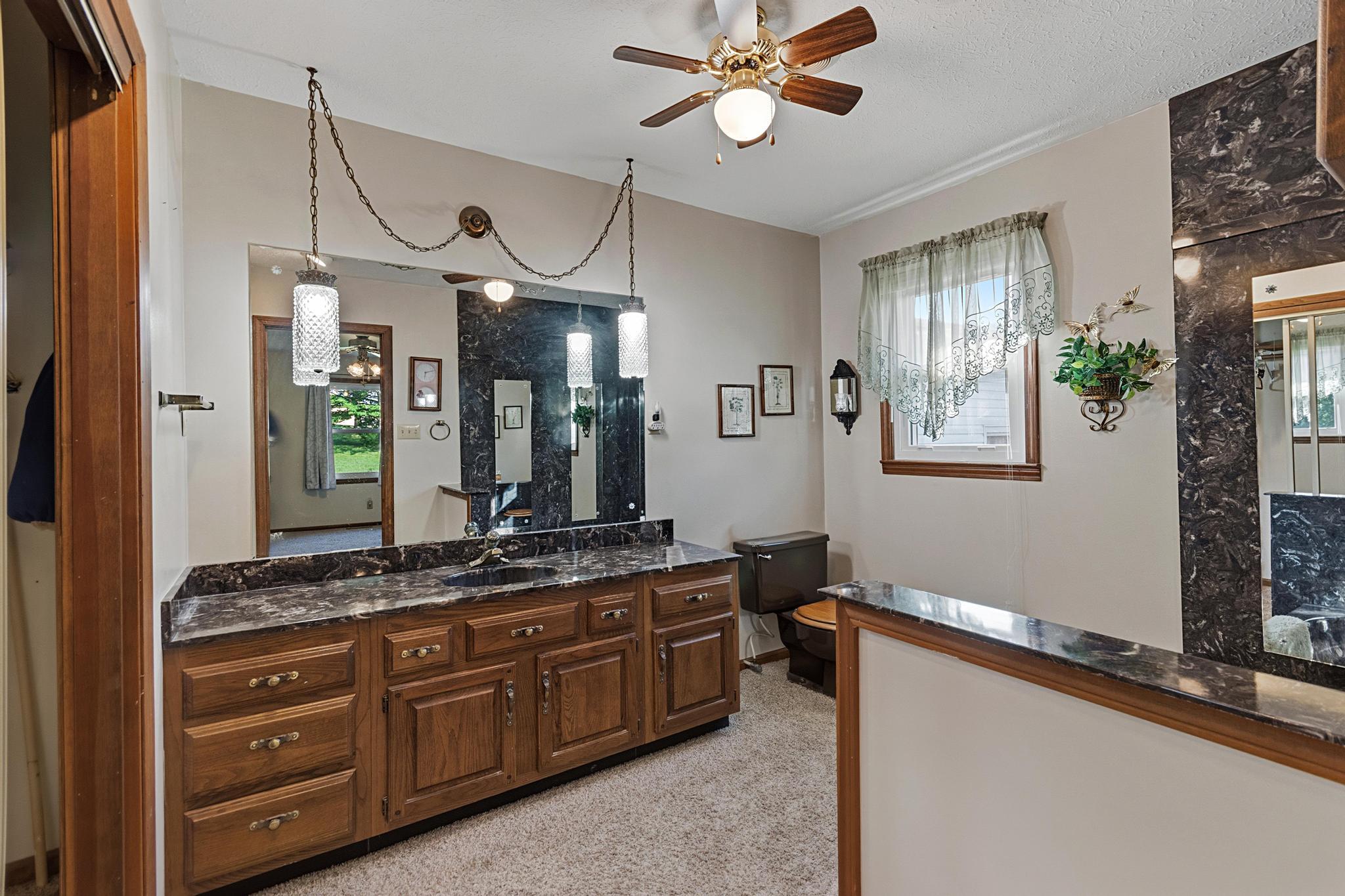 1338 Tiline Road Property Photo 11