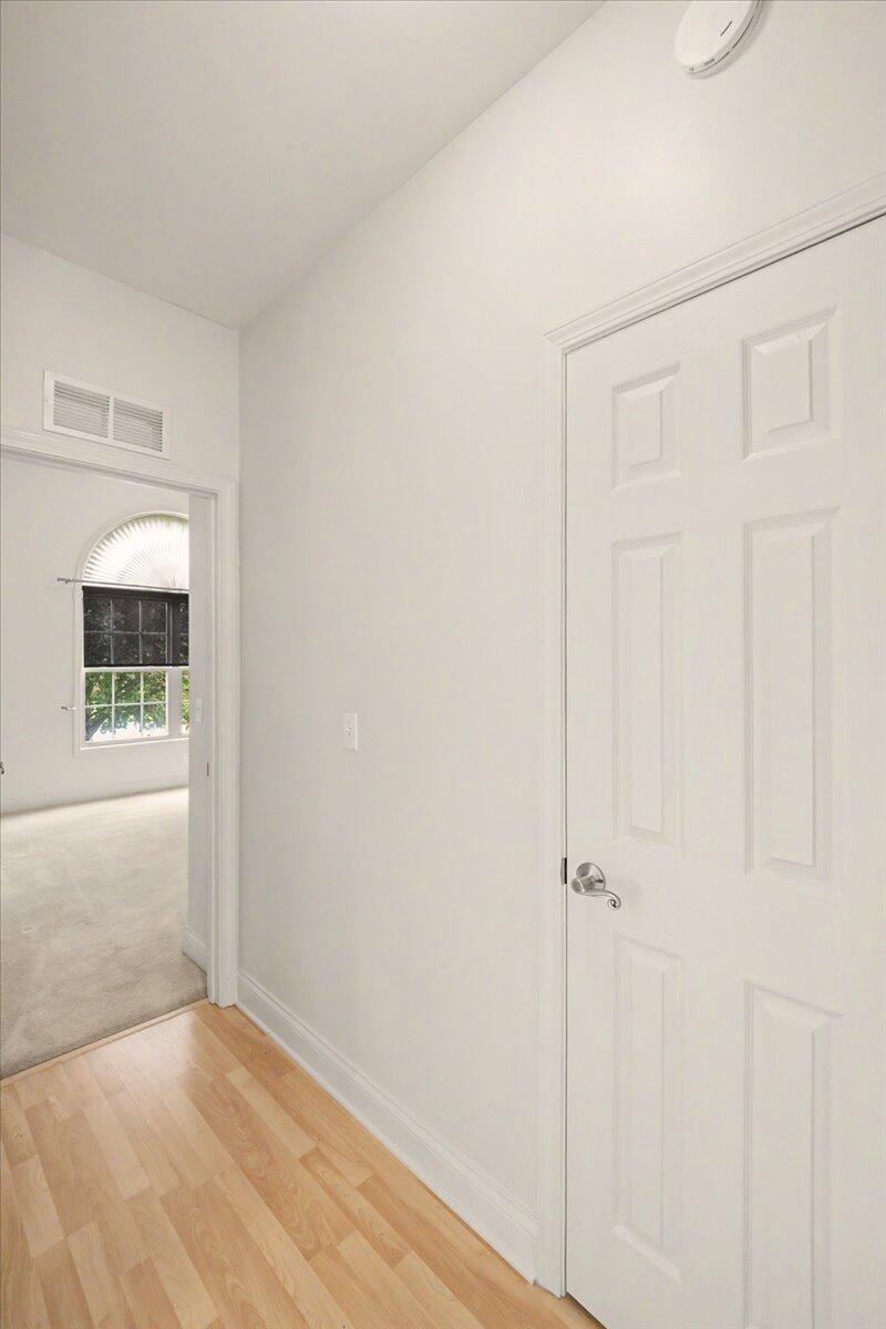 404 Manitoba Lane Property Photo 7