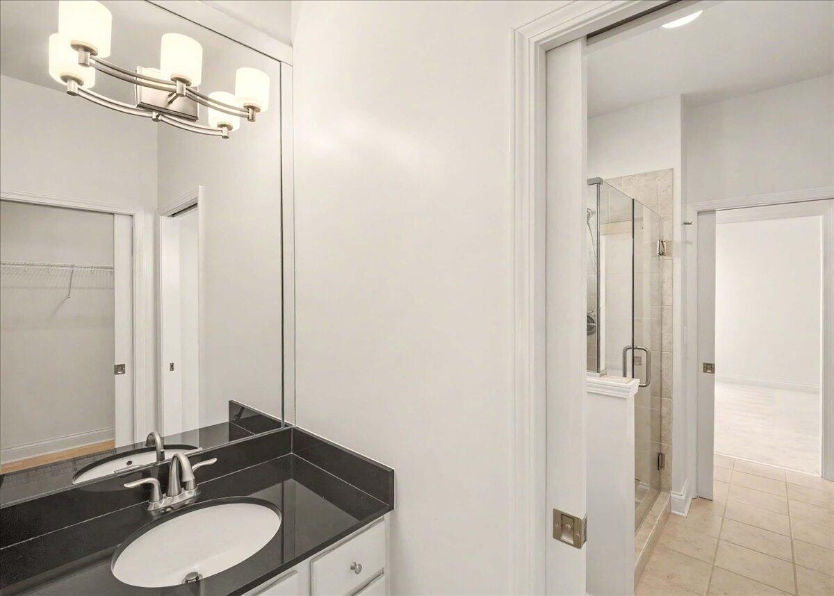 404 Manitoba Lane Property Photo 11