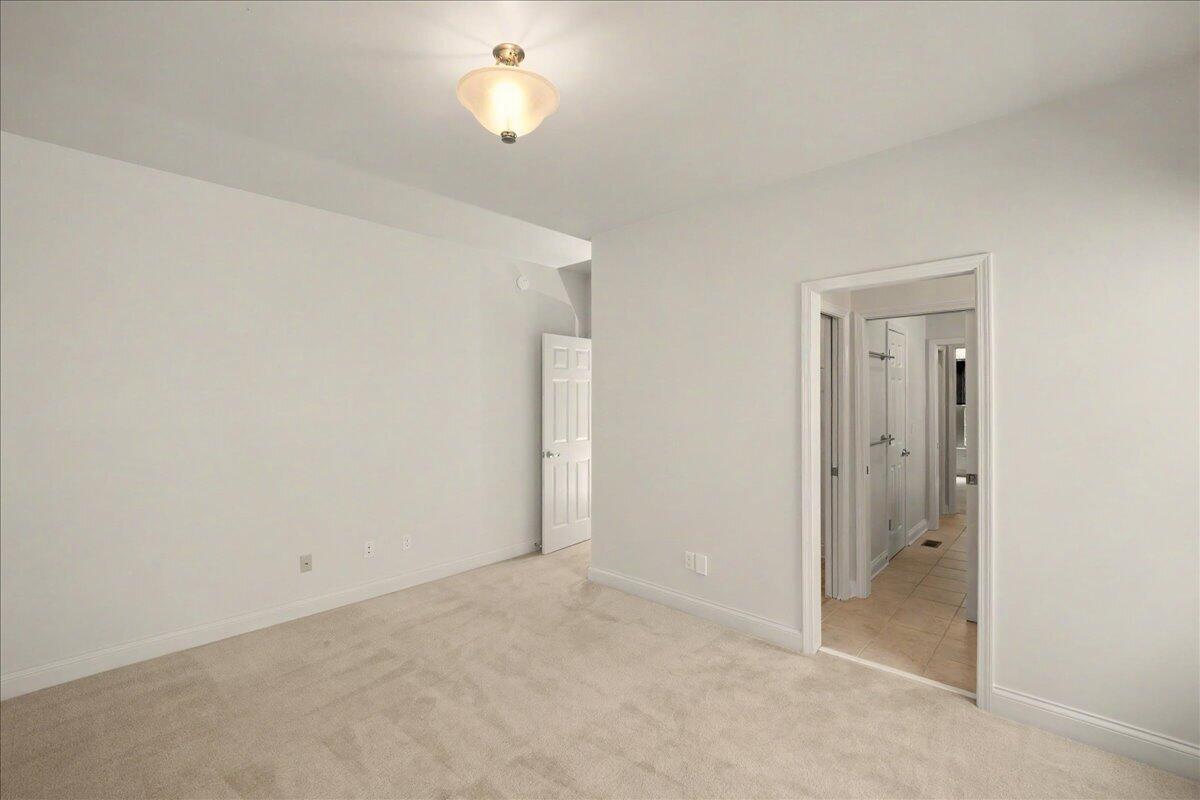 404 Manitoba Lane Property Photo 17