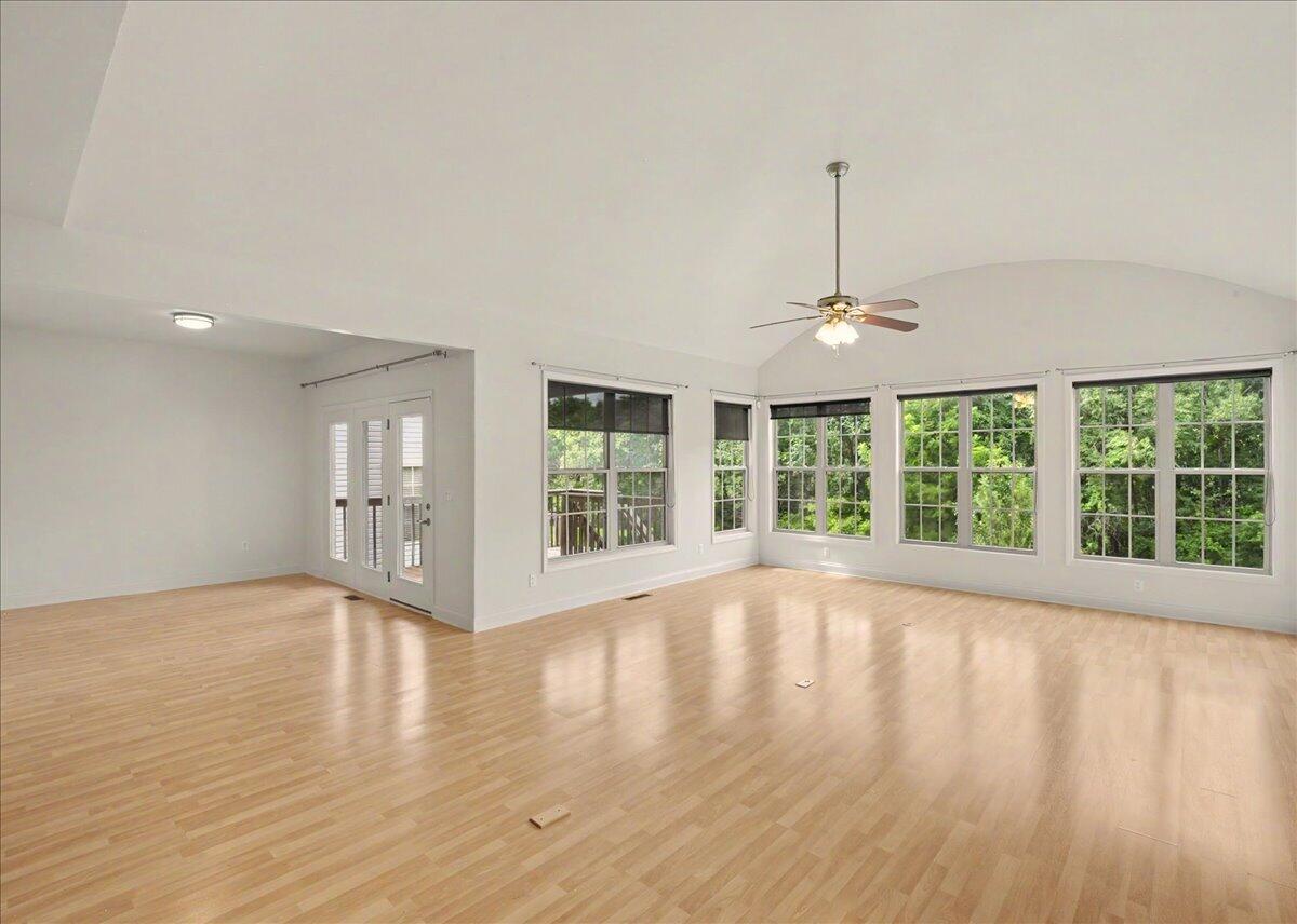 404 Manitoba Lane Property Photo 26