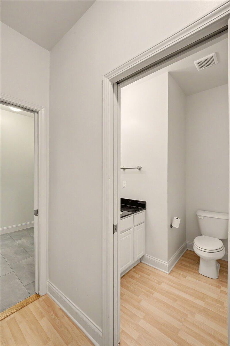 404 Manitoba Lane Property Photo 43