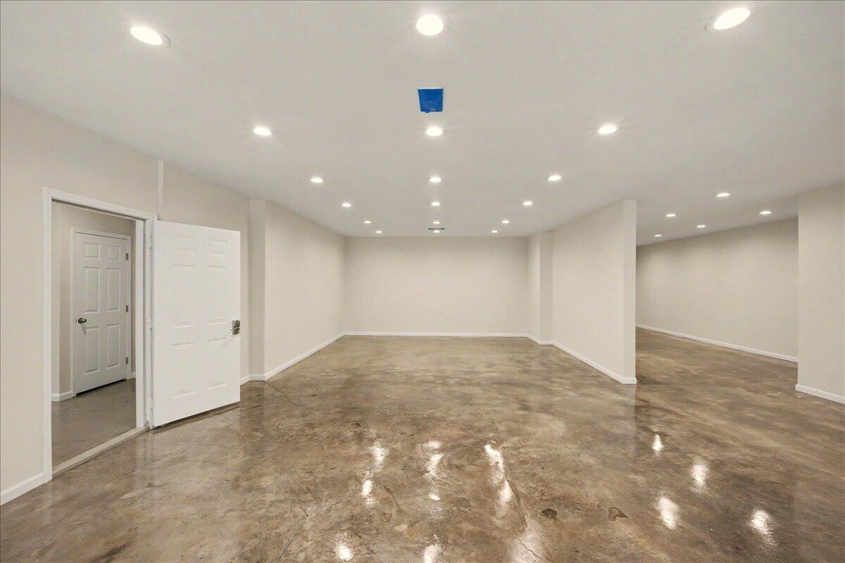 404 Manitoba Lane Property Photo 51