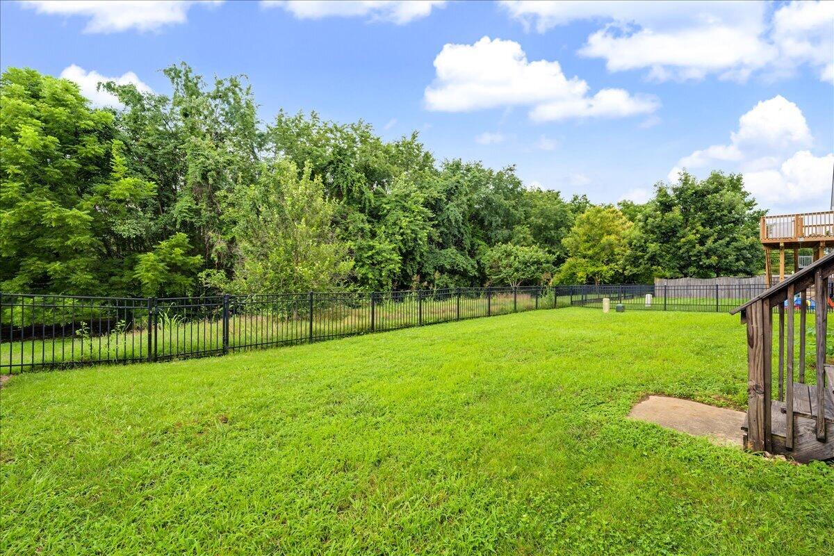 404 Manitoba Lane Property Photo 63