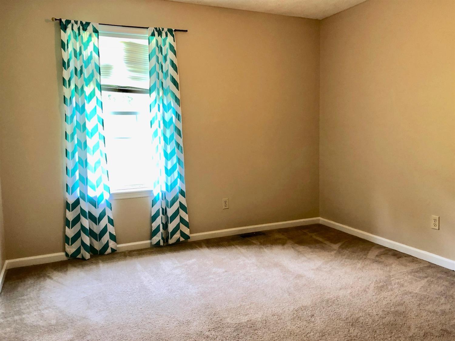 1025 Elizabeth Drive Property Photo 6