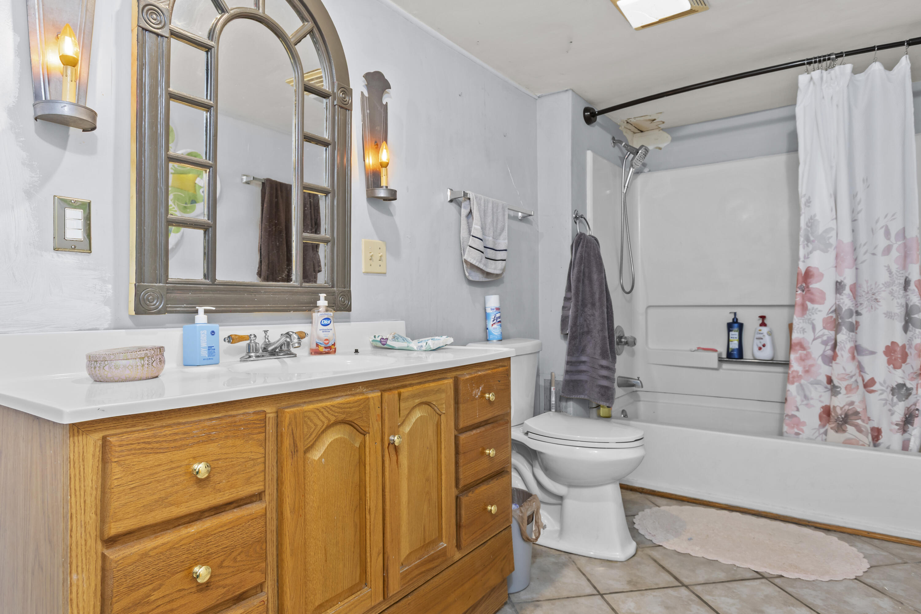 209 S 1st Street Property Photo 10