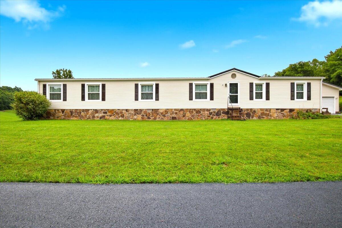 1381 Ingram Road Property Photo 2