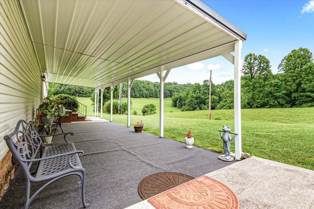 1381 Ingram Road Property Photo 5