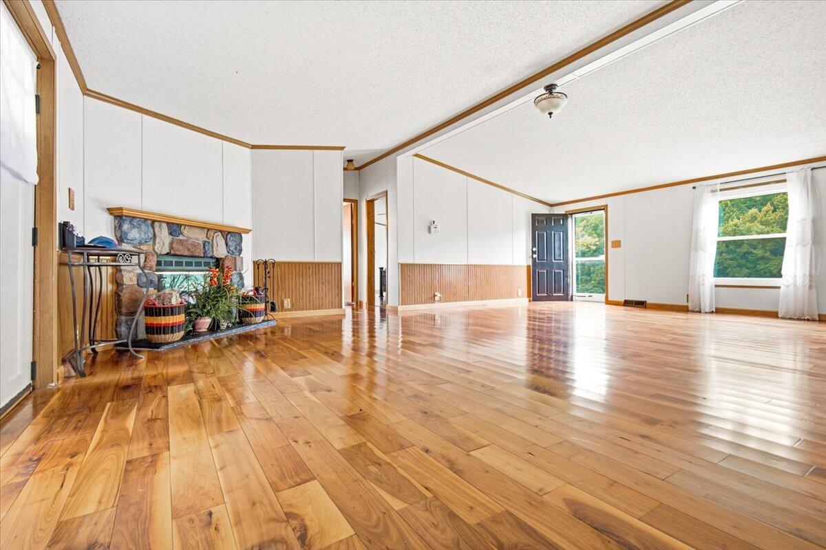 1381 Ingram Road Property Photo 7