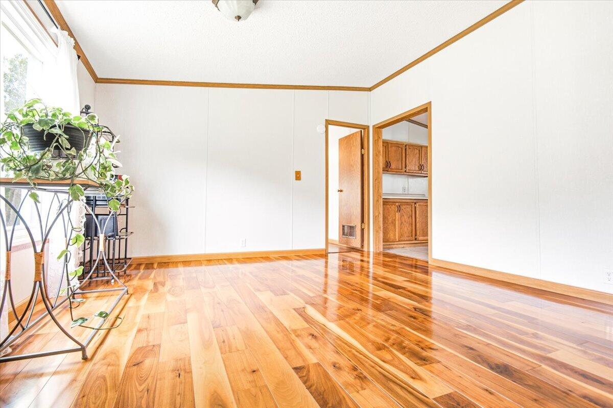 1381 Ingram Road Property Photo 8