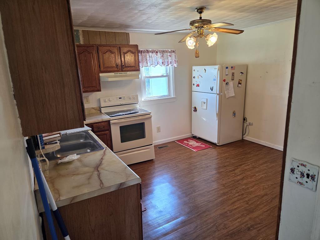 1737 Tea Run Road Property Photo 10