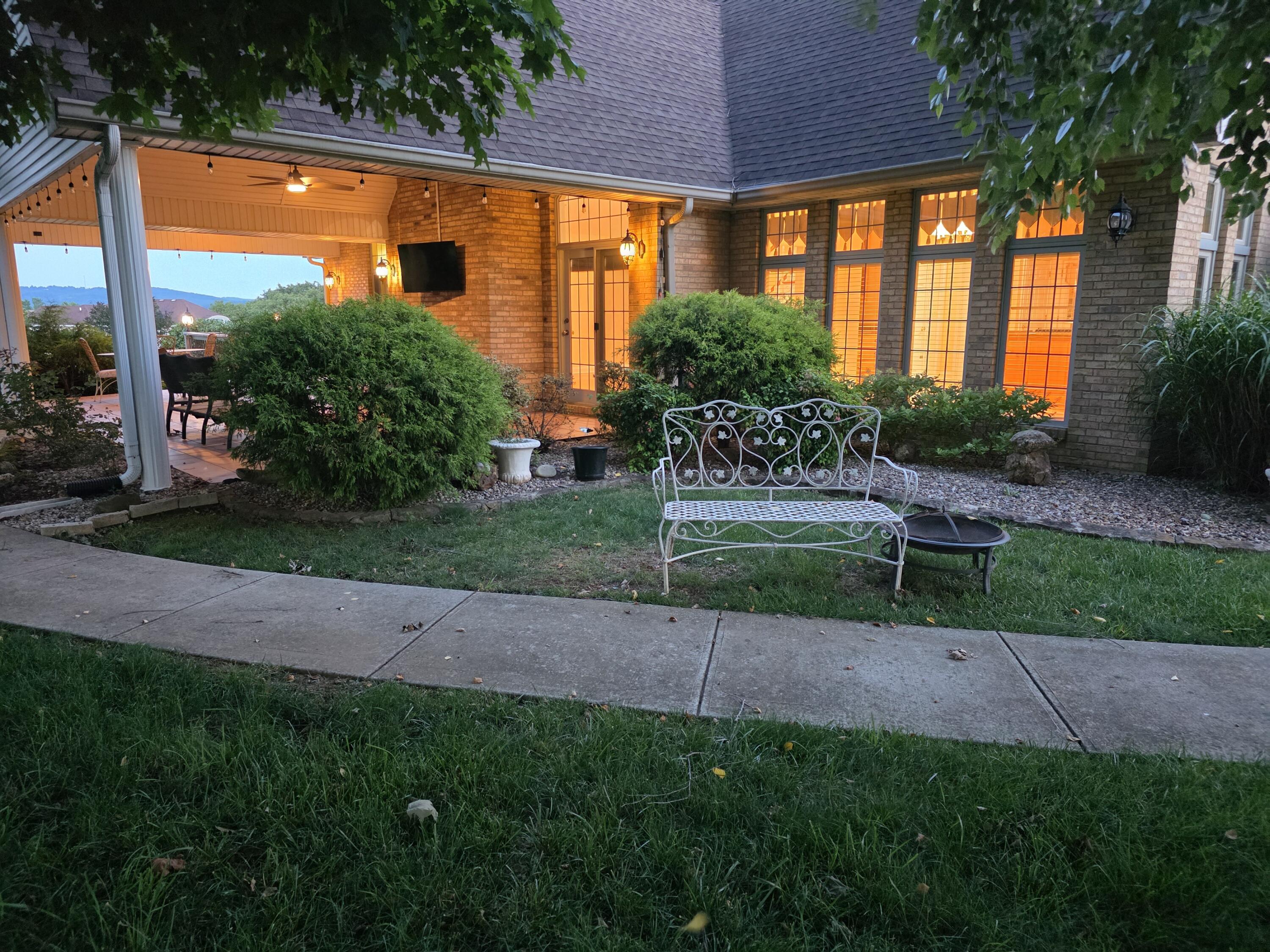514 Waitsboro Drive Property Photo 6