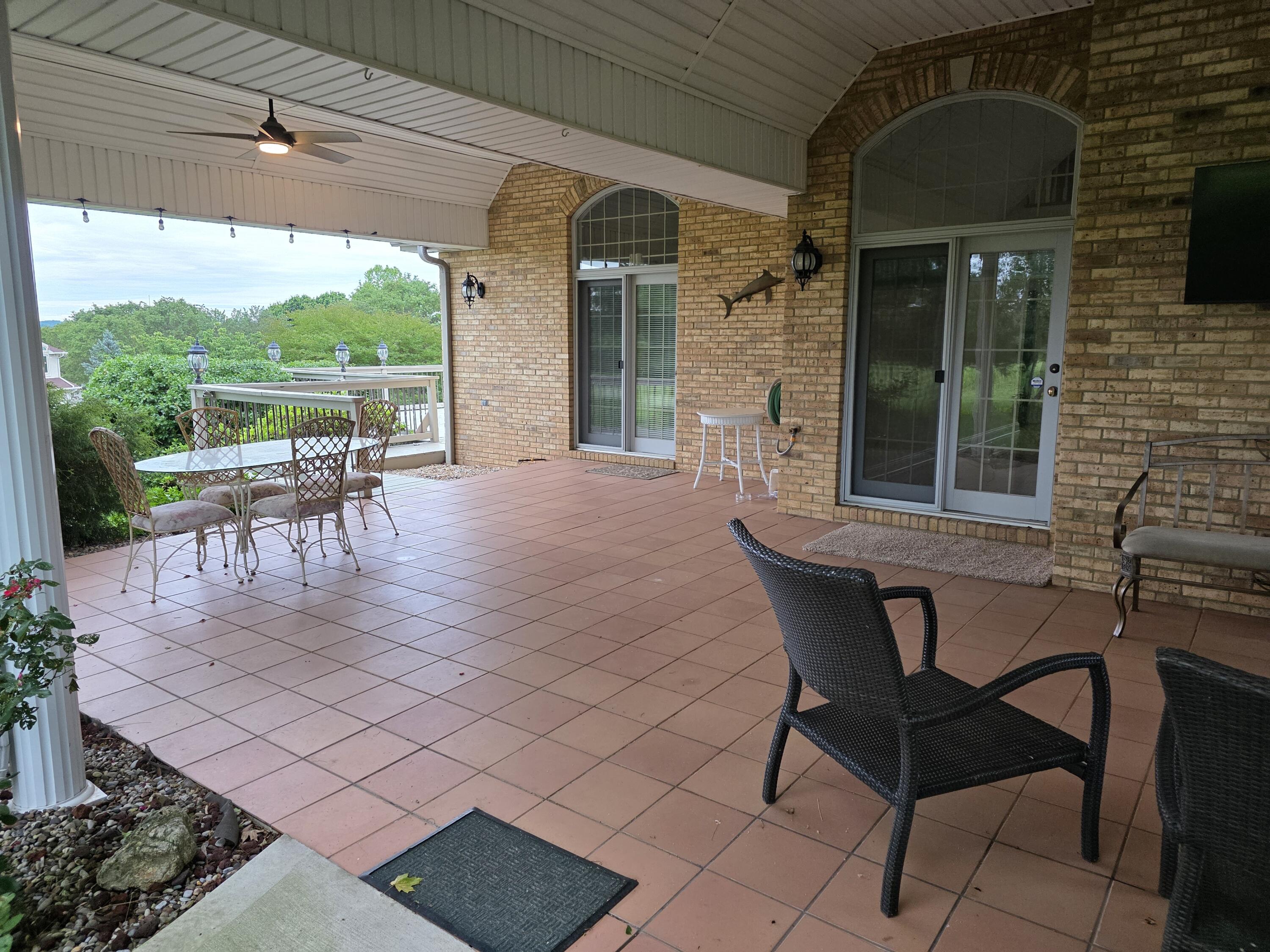 514 Waitsboro Drive Property Photo 8
