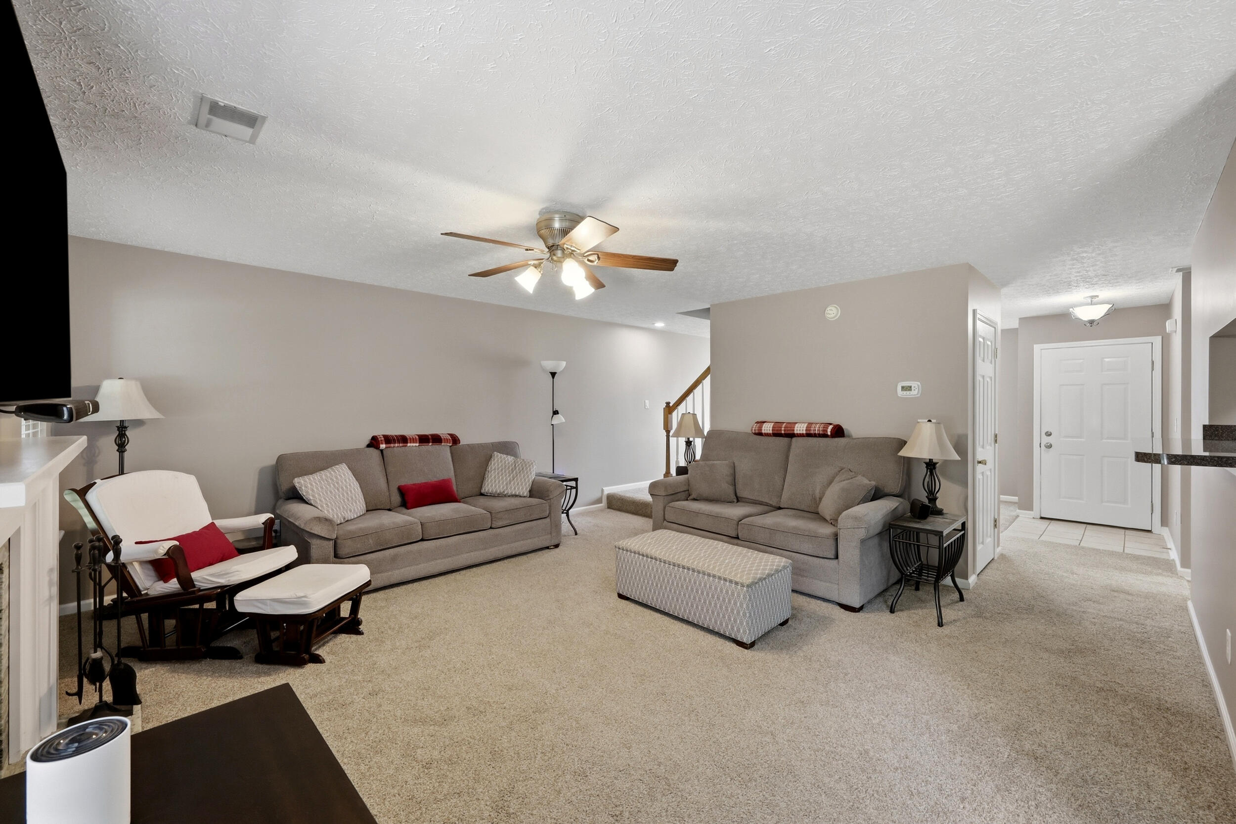 525 Harlan Drive Property Photo 7