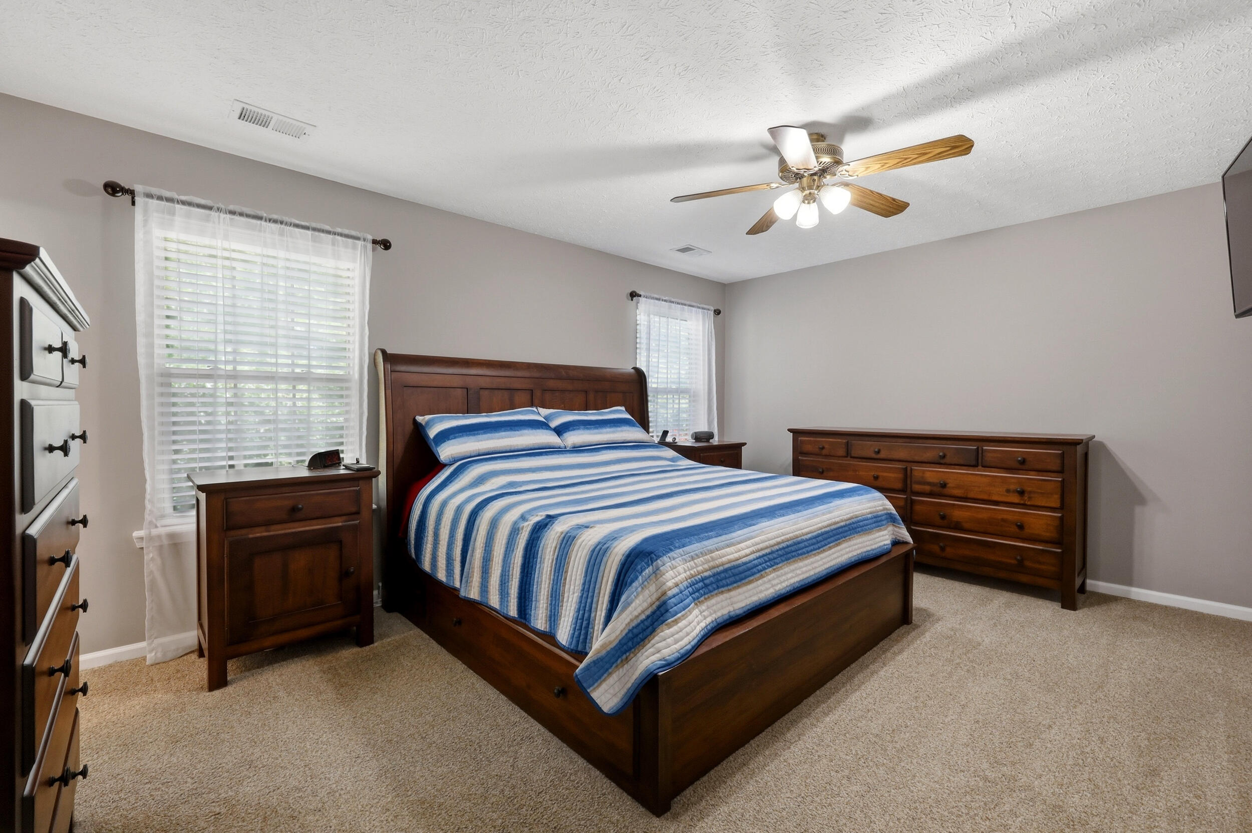 525 Harlan Drive Property Photo 23