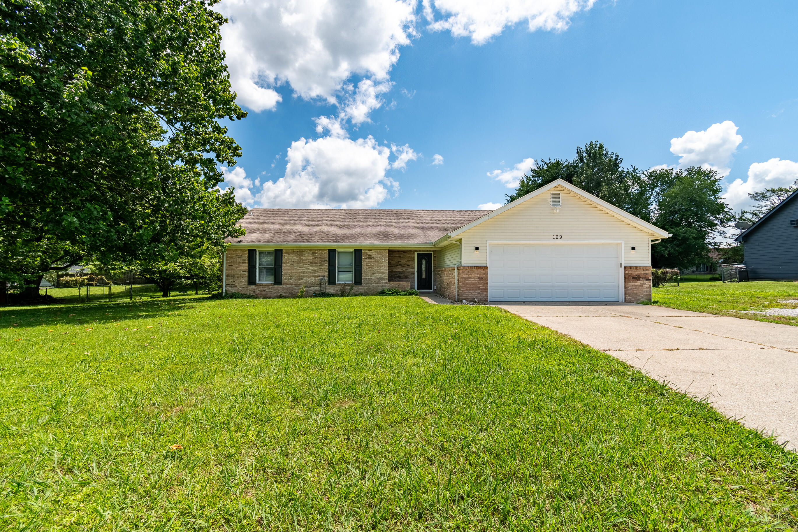 129 Ferry Road Property Photo 1