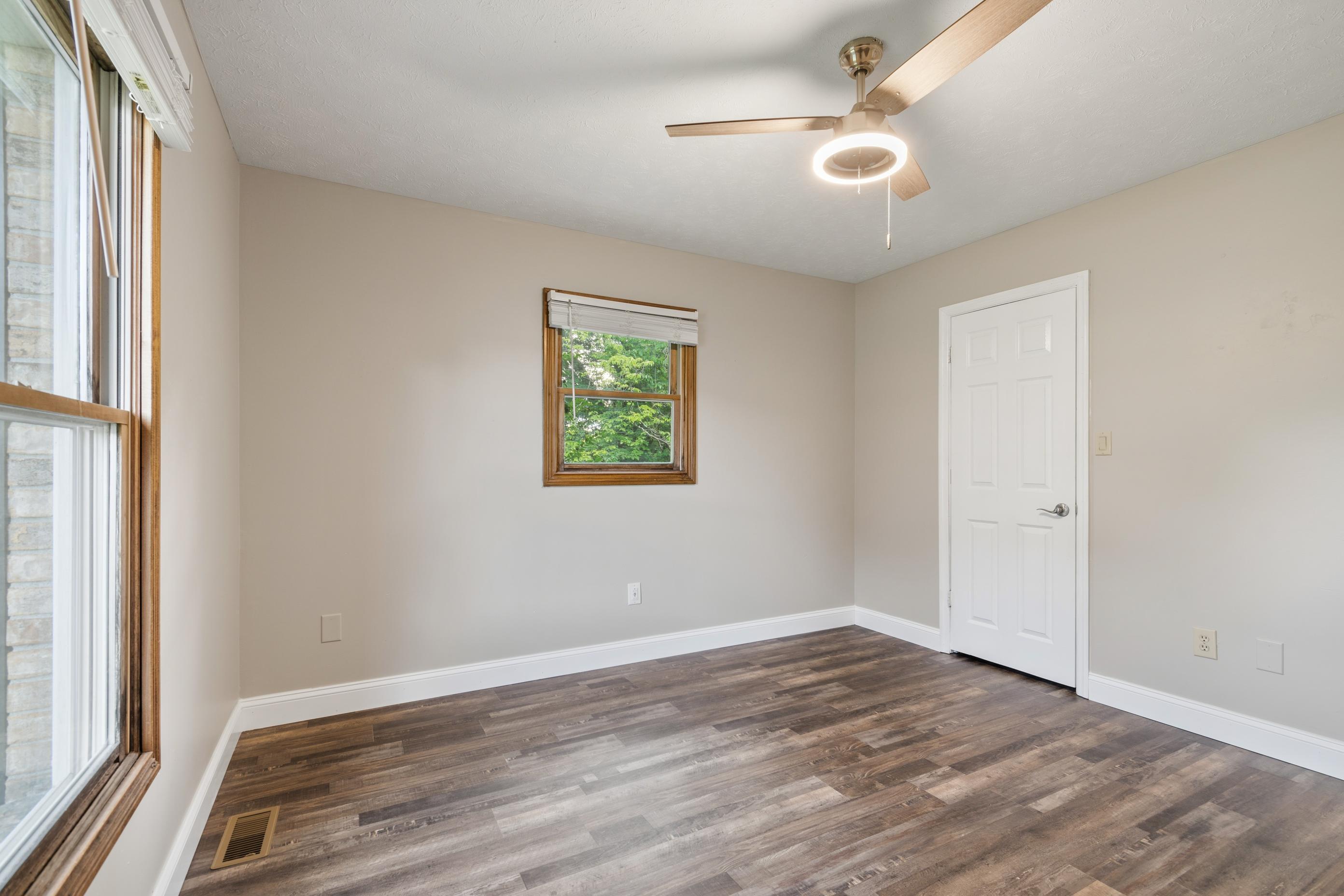 129 Ferry Road Property Photo 31