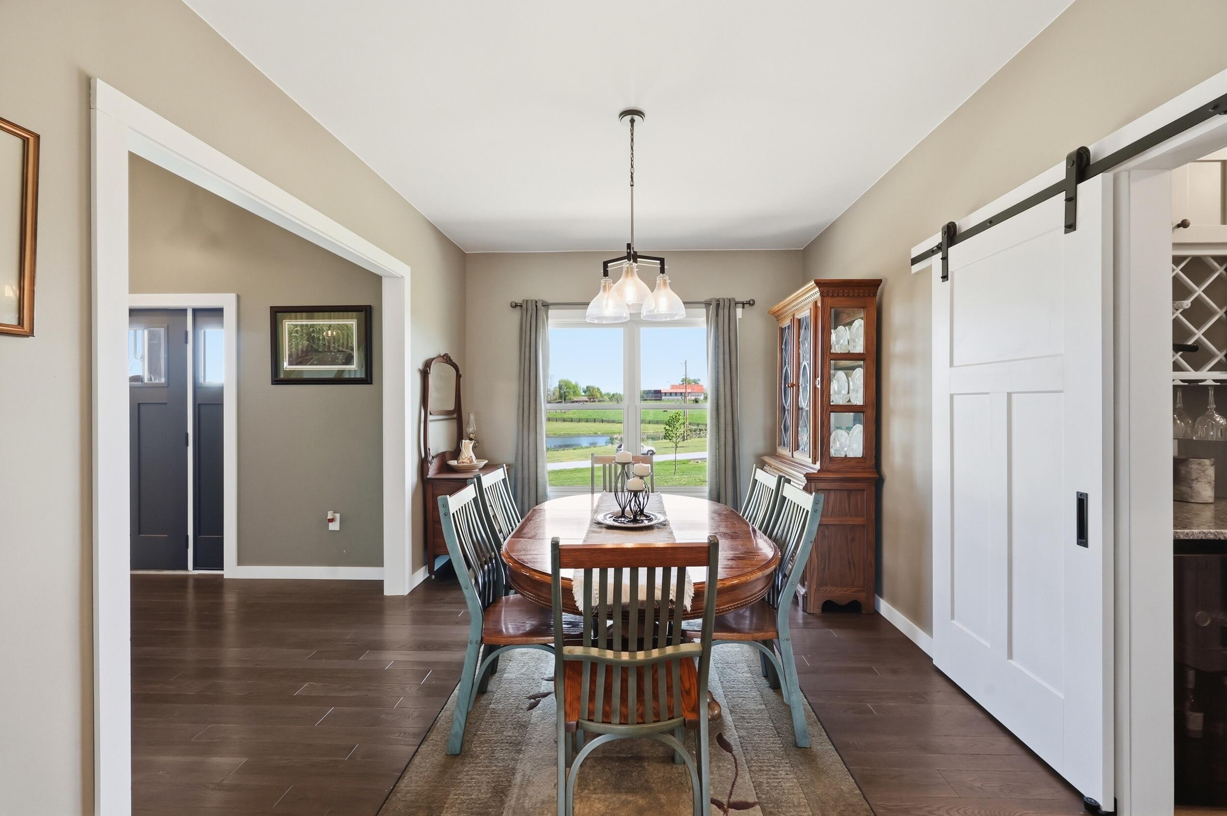 100 Collins Risk Road Property Photo 28