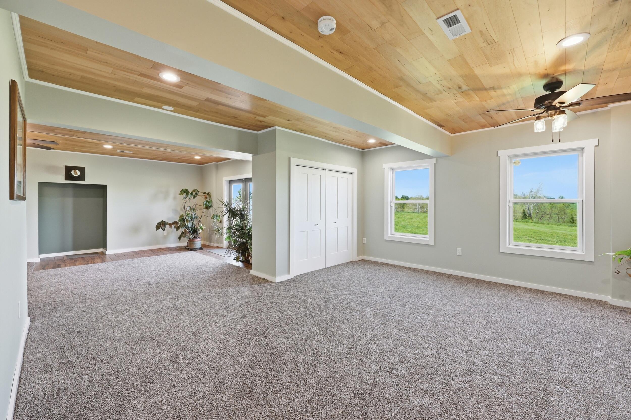 100 Collins Risk Road Property Photo 56