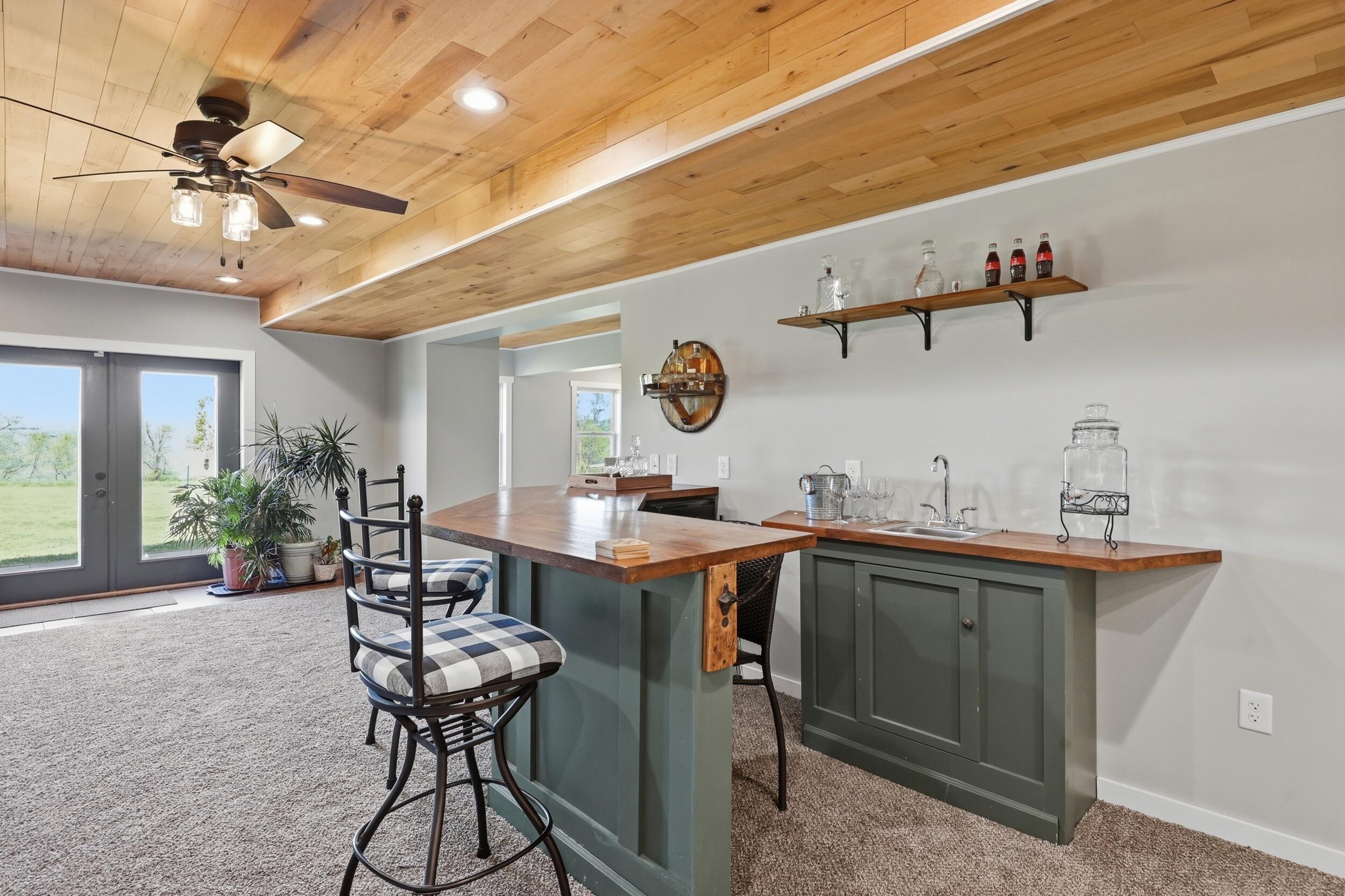 100 Collins Risk Road Property Photo 60