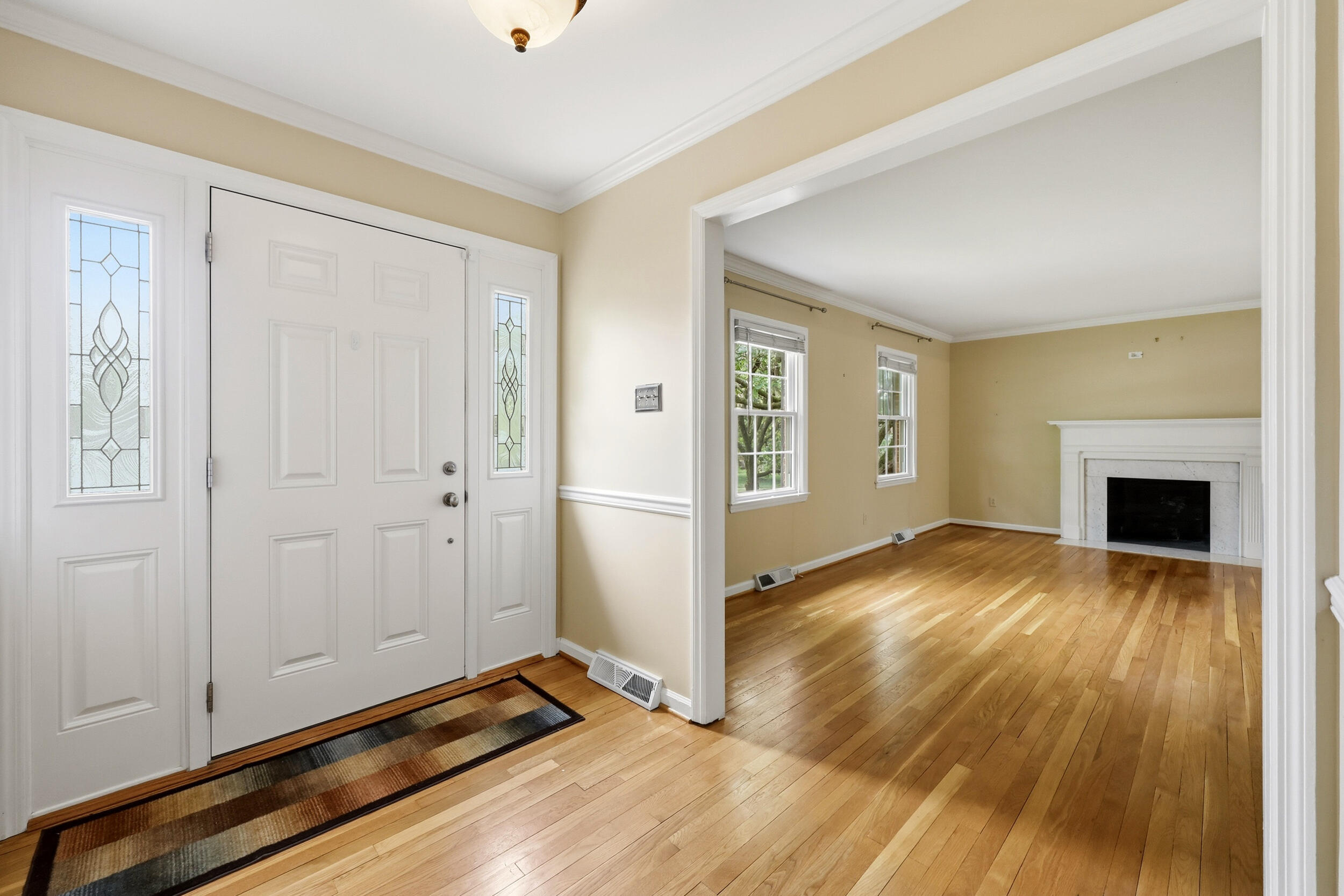 3433 Lansdowne Drive Property Photo 5