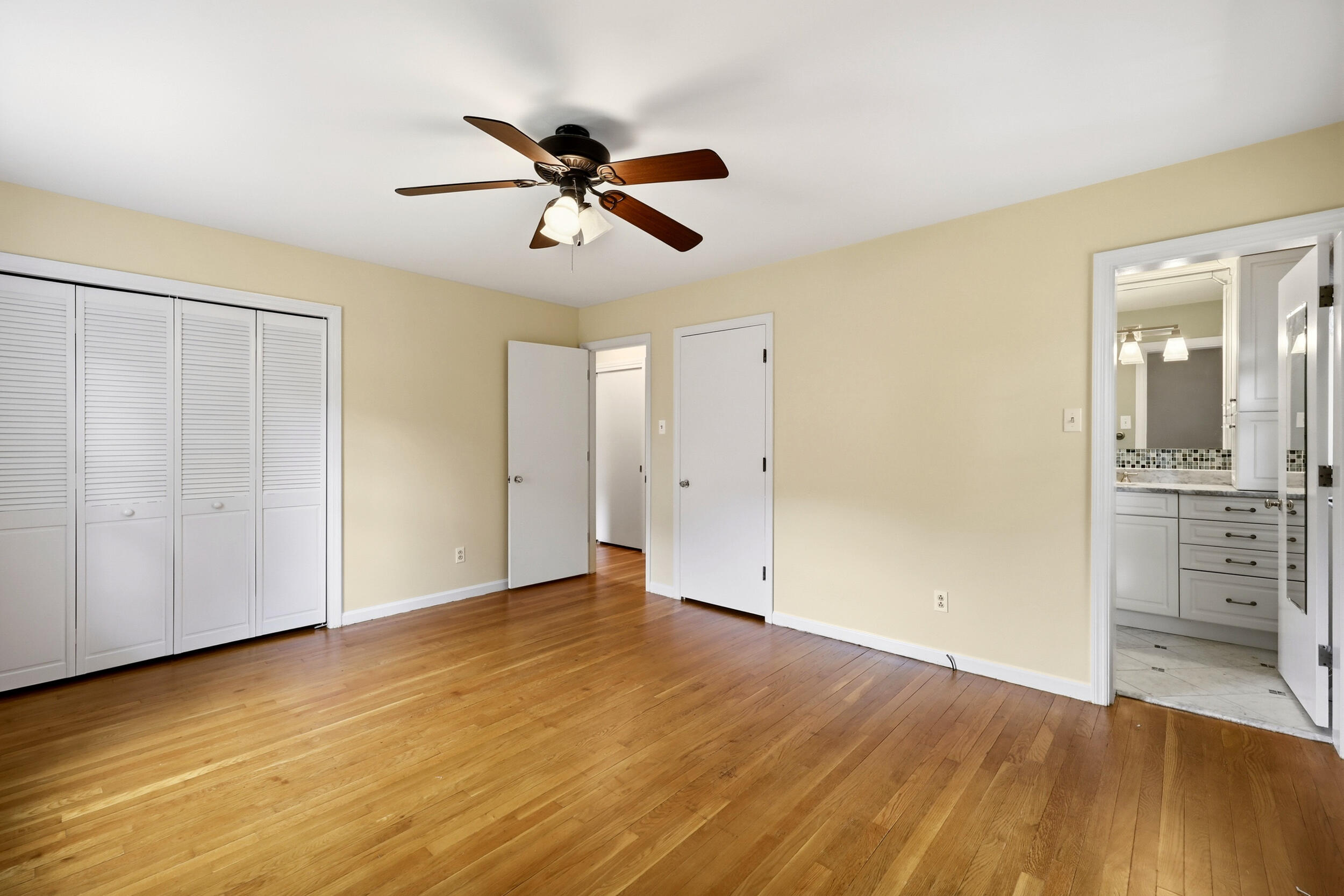 3433 Lansdowne Drive Property Photo 25