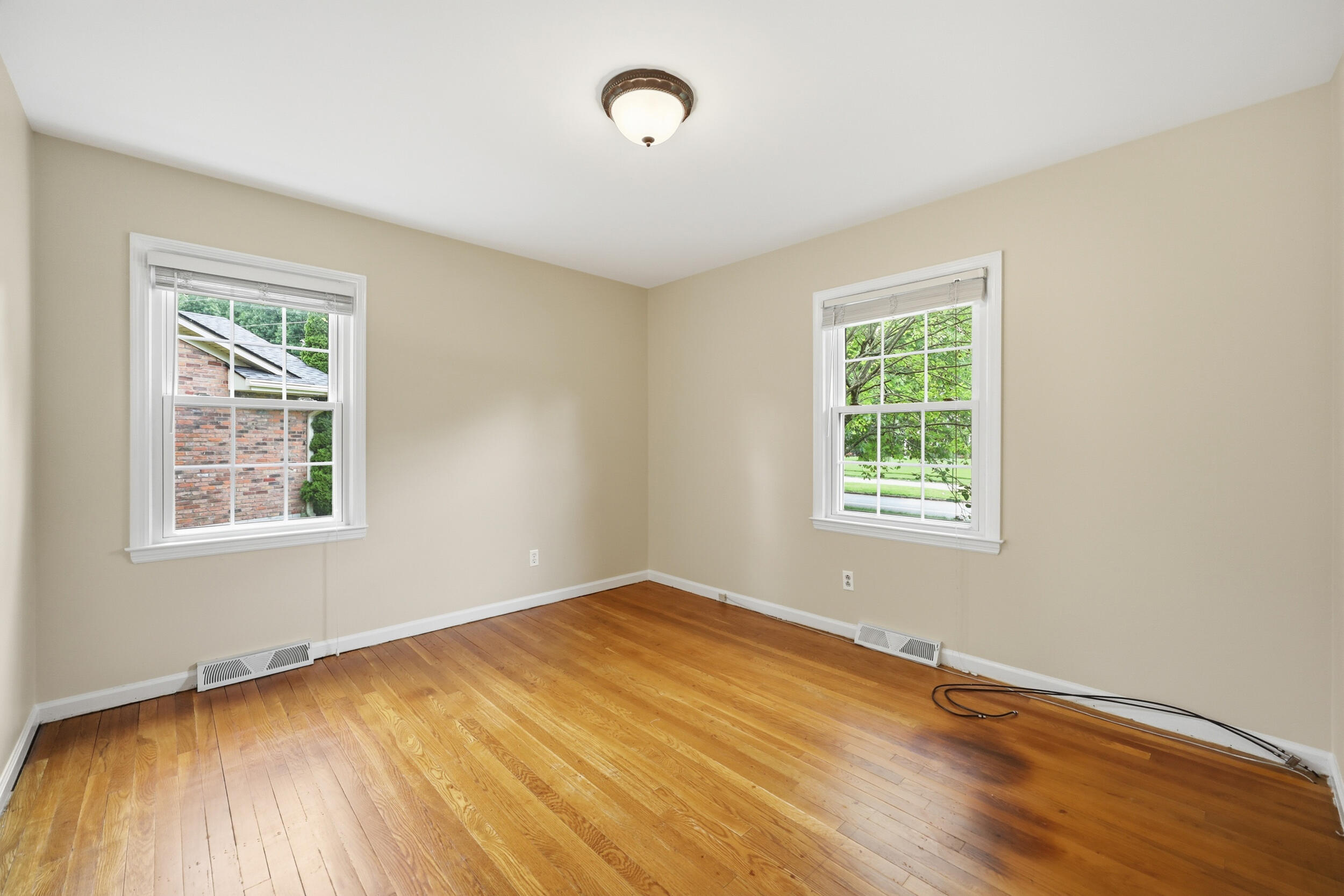 3433 Lansdowne Drive Property Photo 29