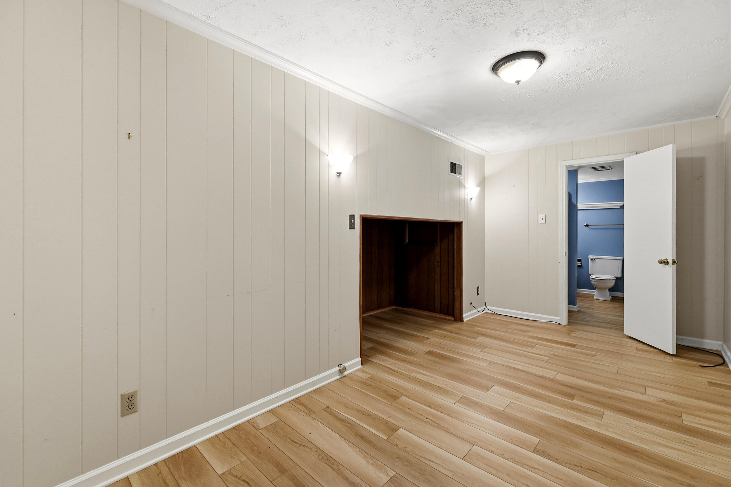 3433 Lansdowne Drive Property Photo 40