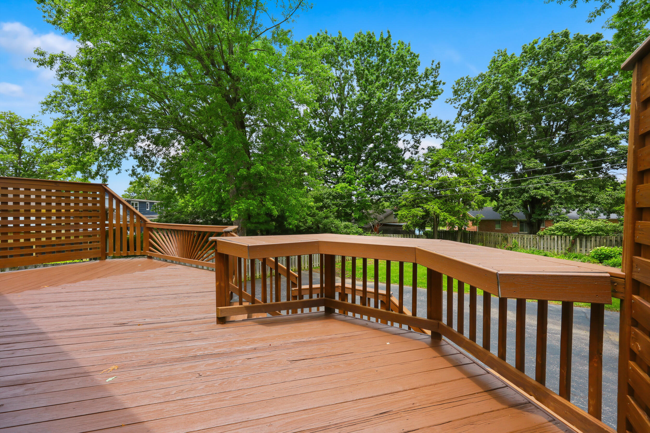 3433 Lansdowne Drive Property Photo 47