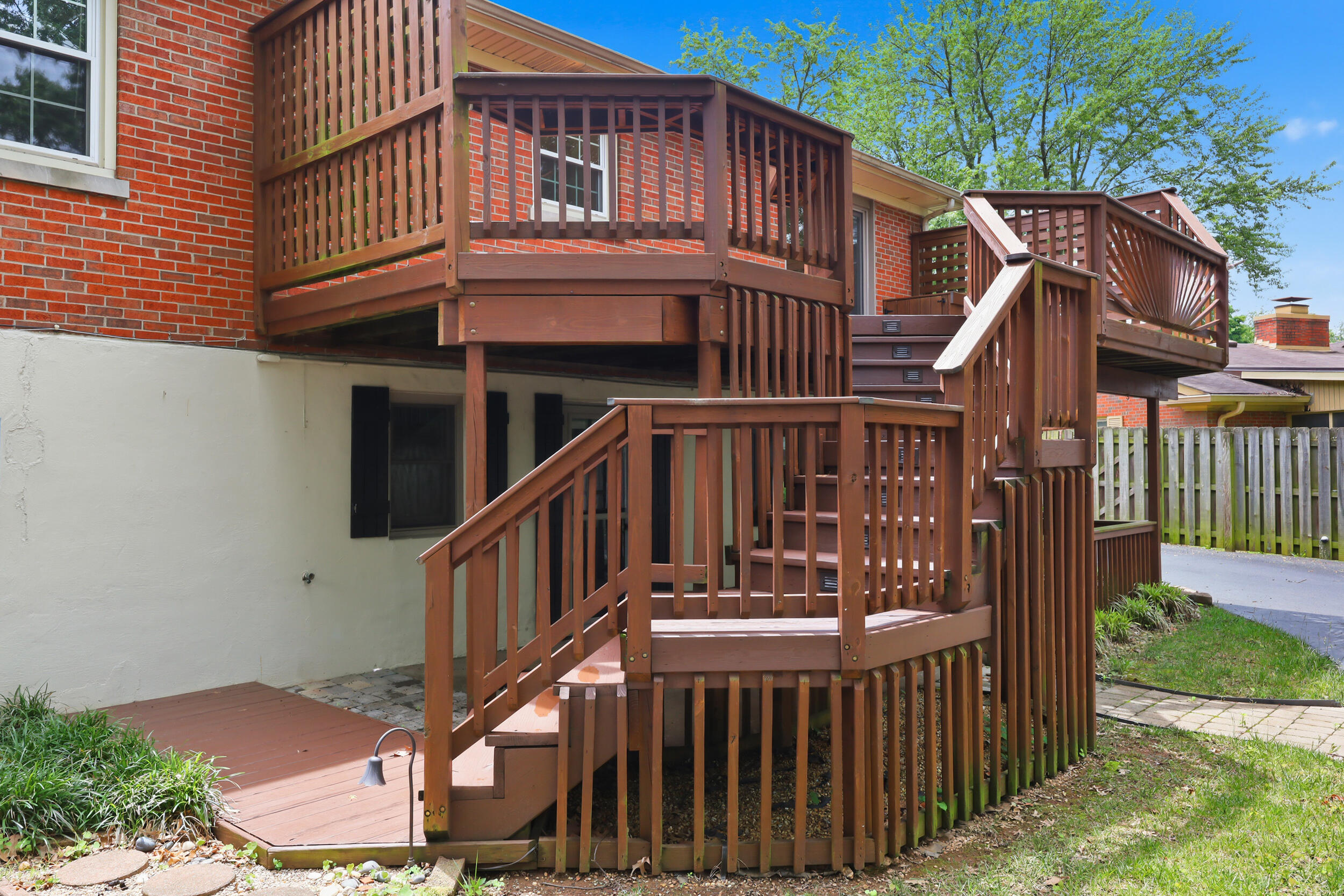 3433 Lansdowne Drive Property Photo 48