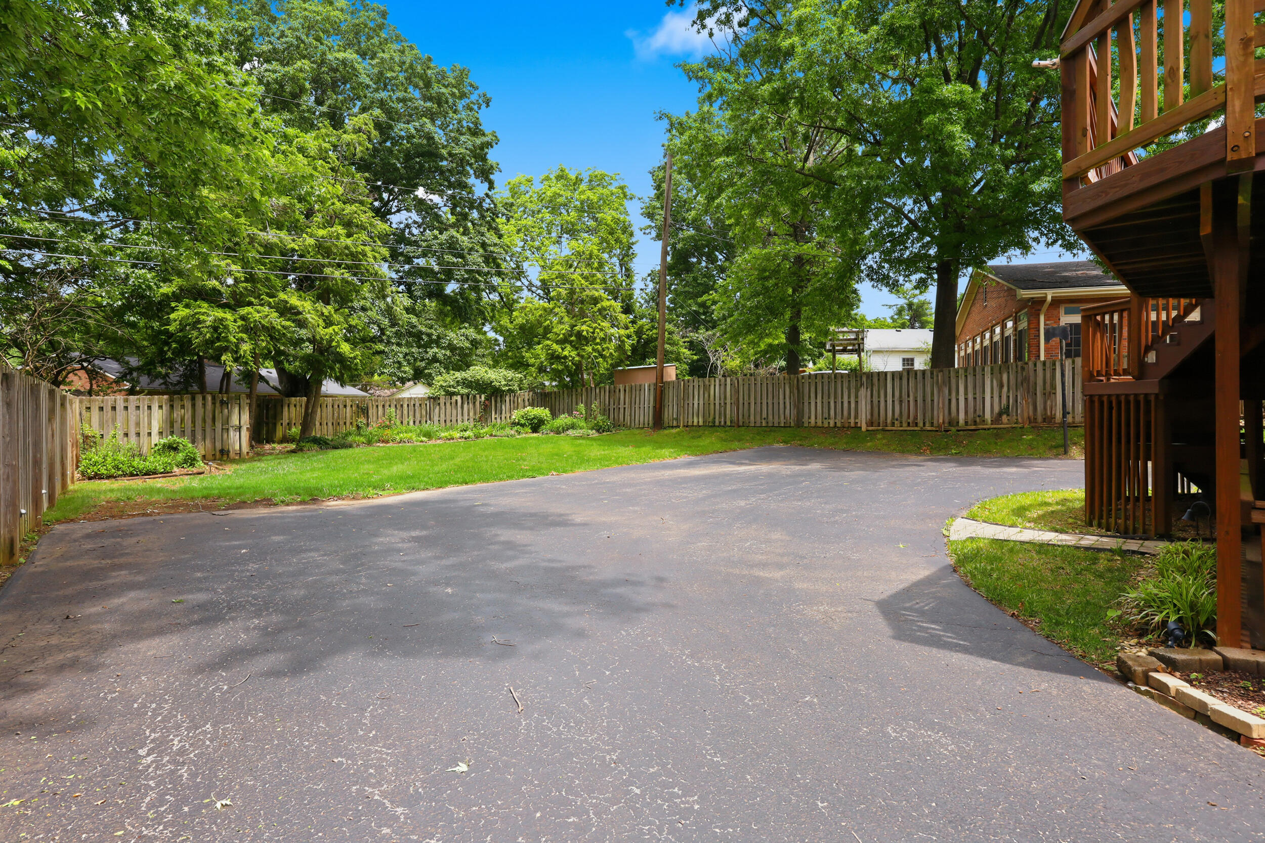 3433 Lansdowne Drive Property Photo 51