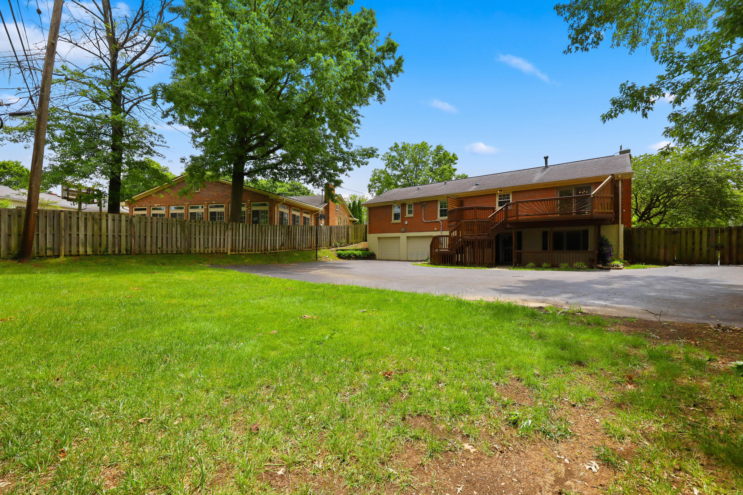 3433 Lansdowne Drive Property Photo 52