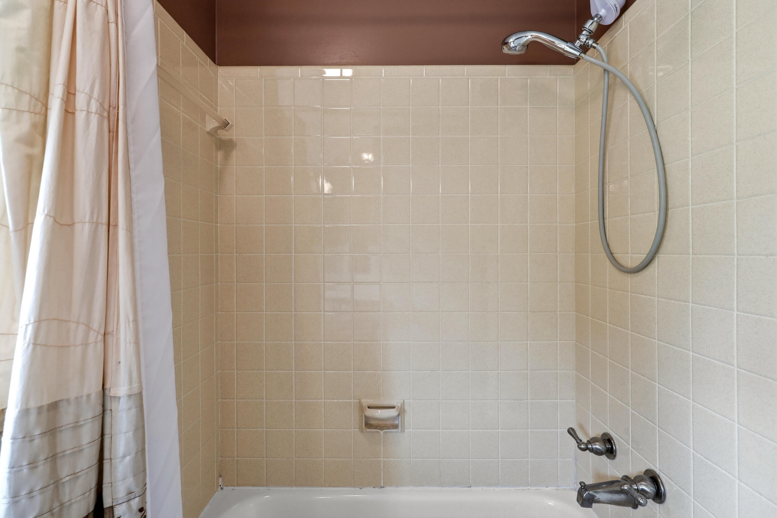 3433 Lansdowne Drive Property Photo 61