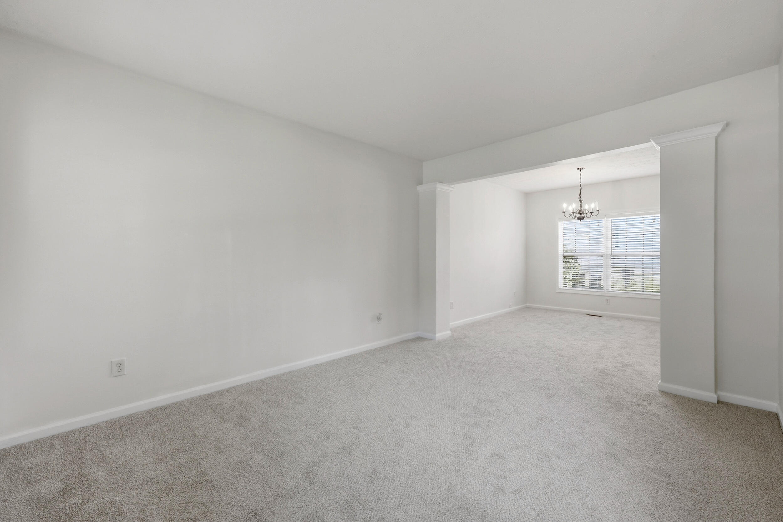 504 Thames Circle Property Photo 9