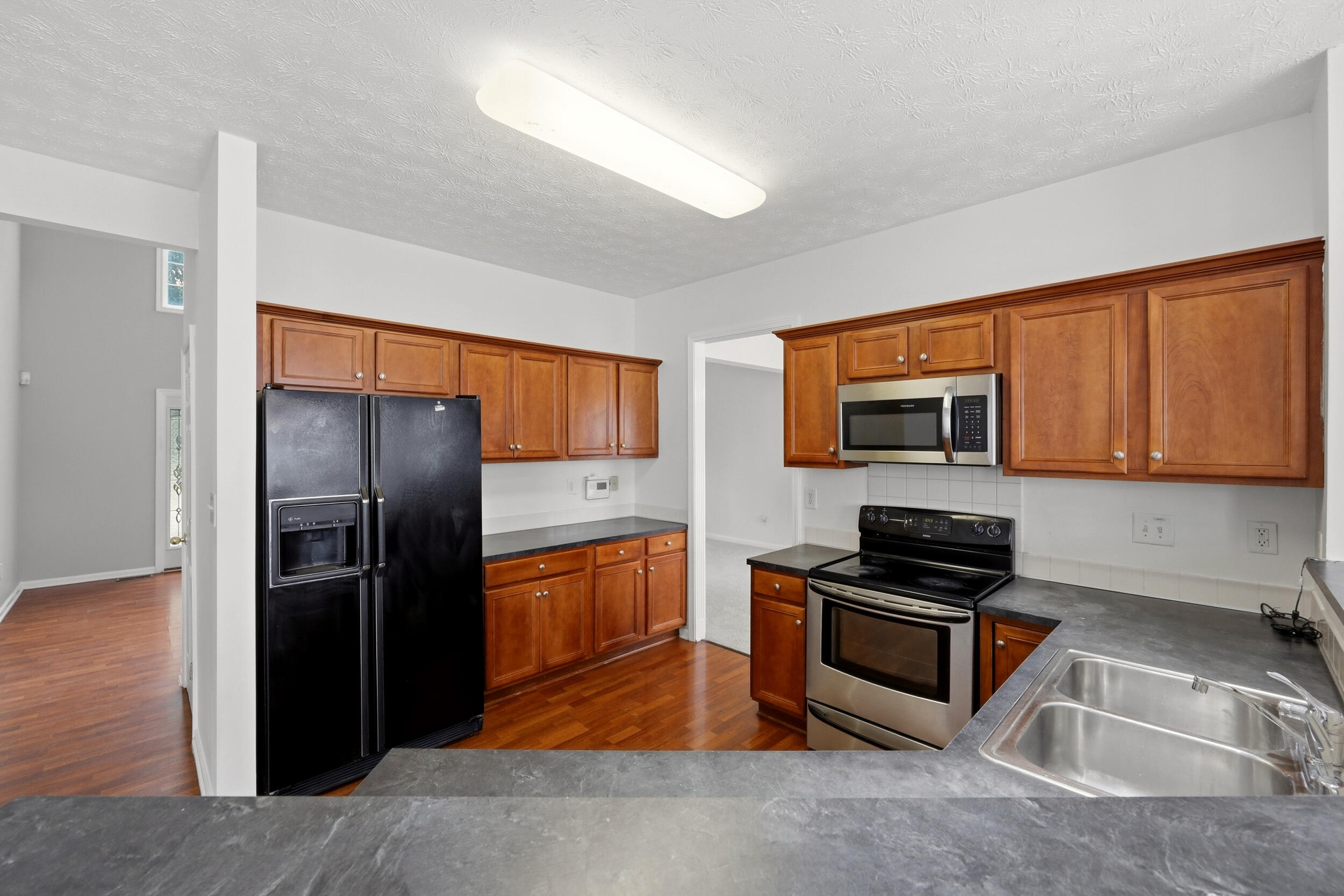 504 Thames Circle Property Photo 20