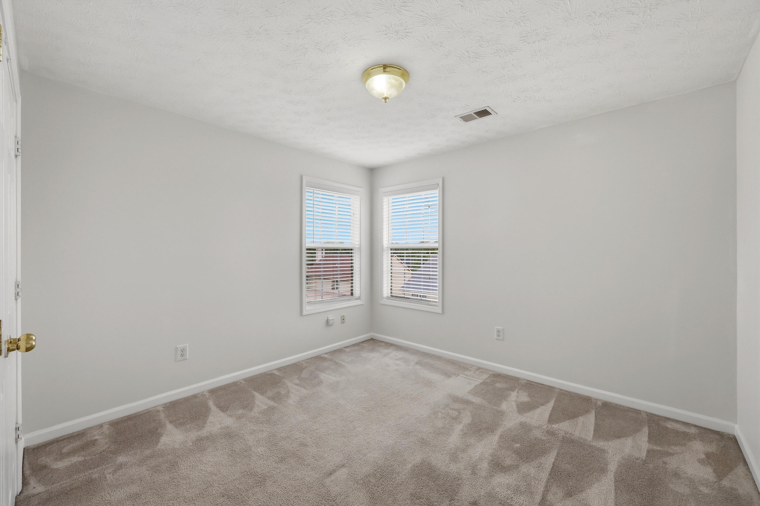 504 Thames Circle Property Photo 48