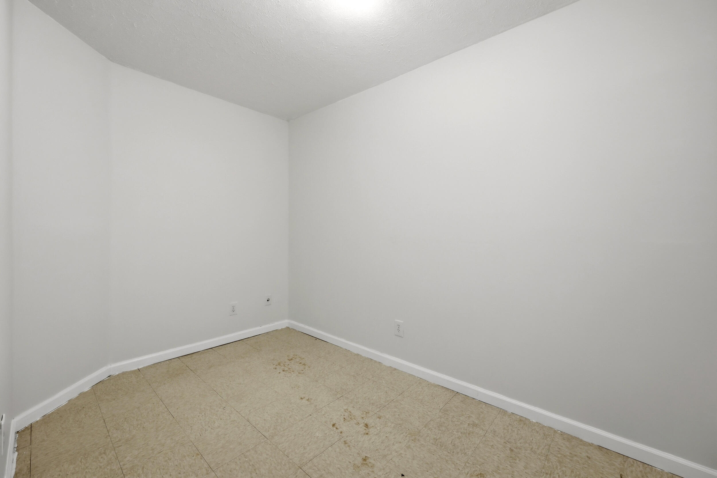 504 Thames Circle Property Photo 53