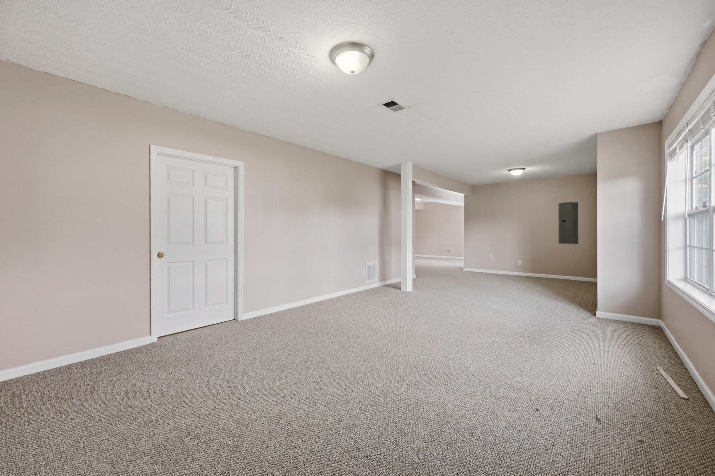 504 Thames Circle Property Photo 56