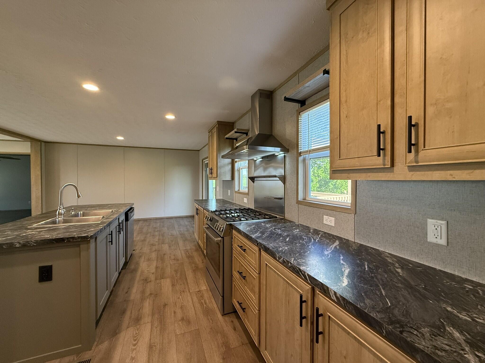 1397 Watts Road Property Photo 8