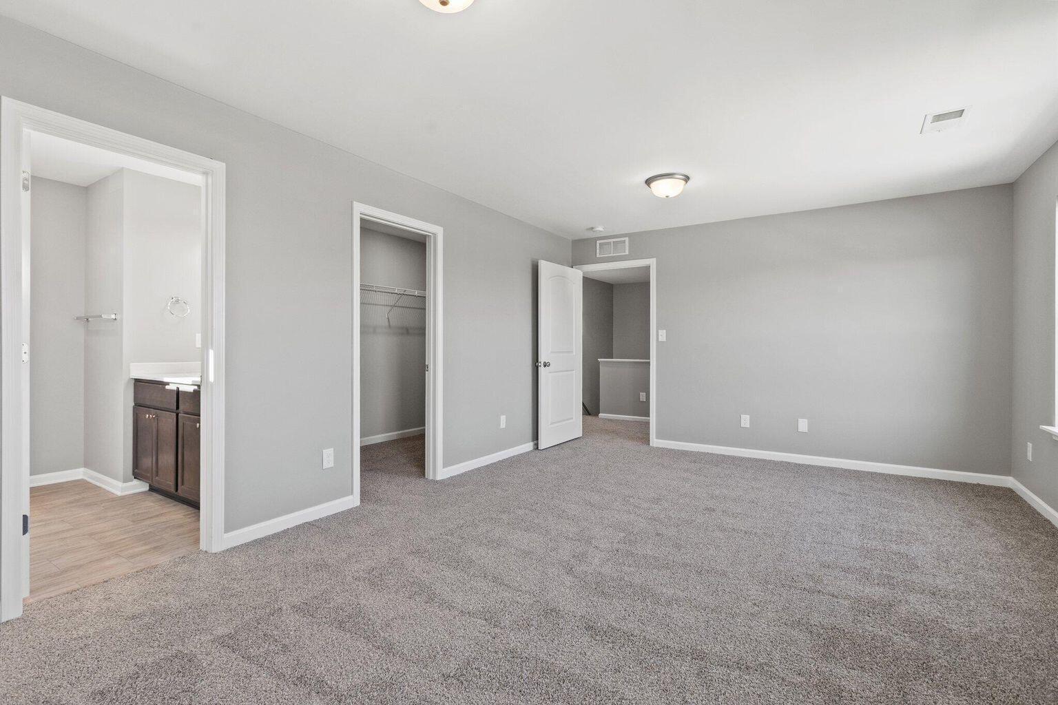 6089 Arbor Wds Way Property Photo 25
