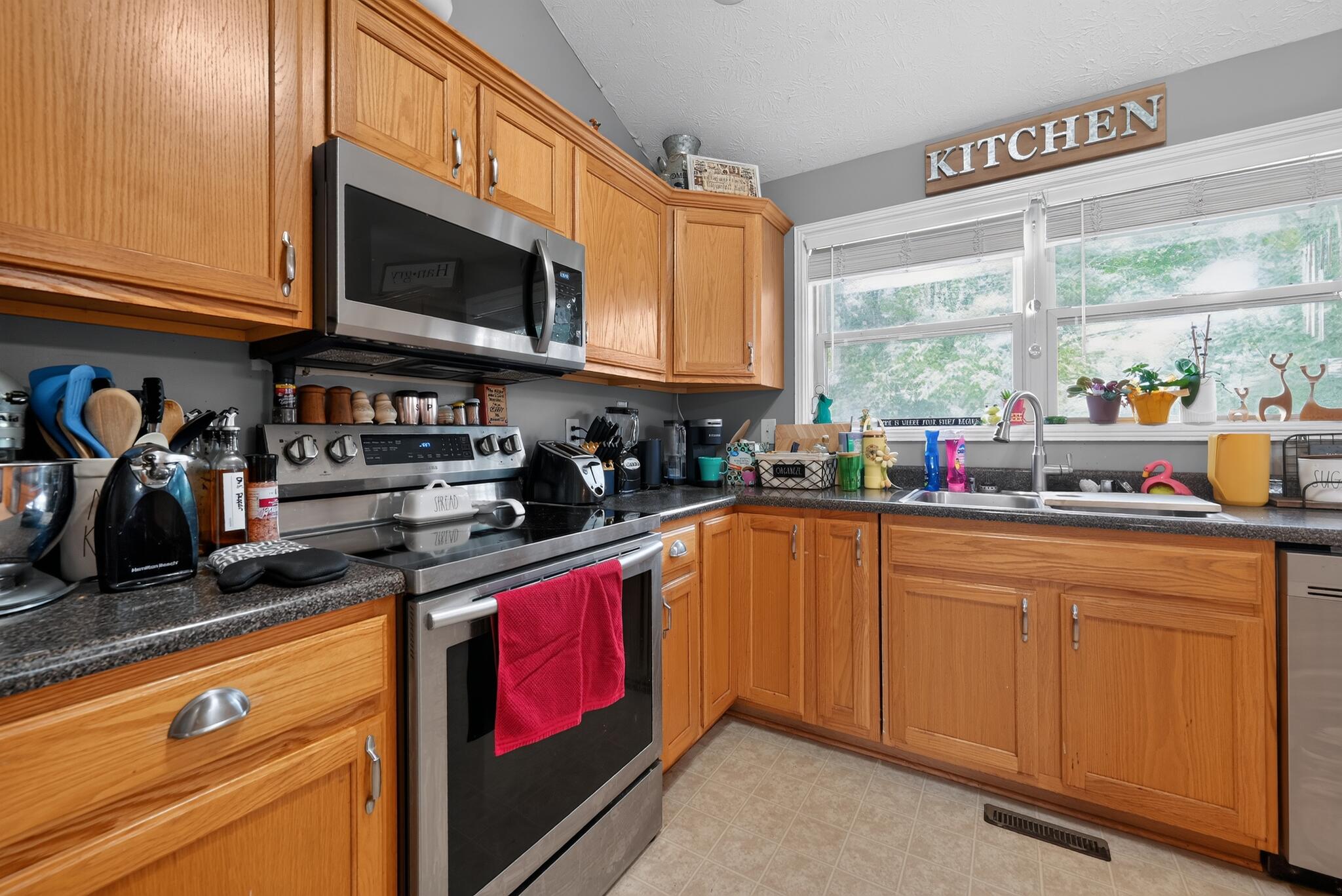 501 Scenic View Circle Property Photo 27