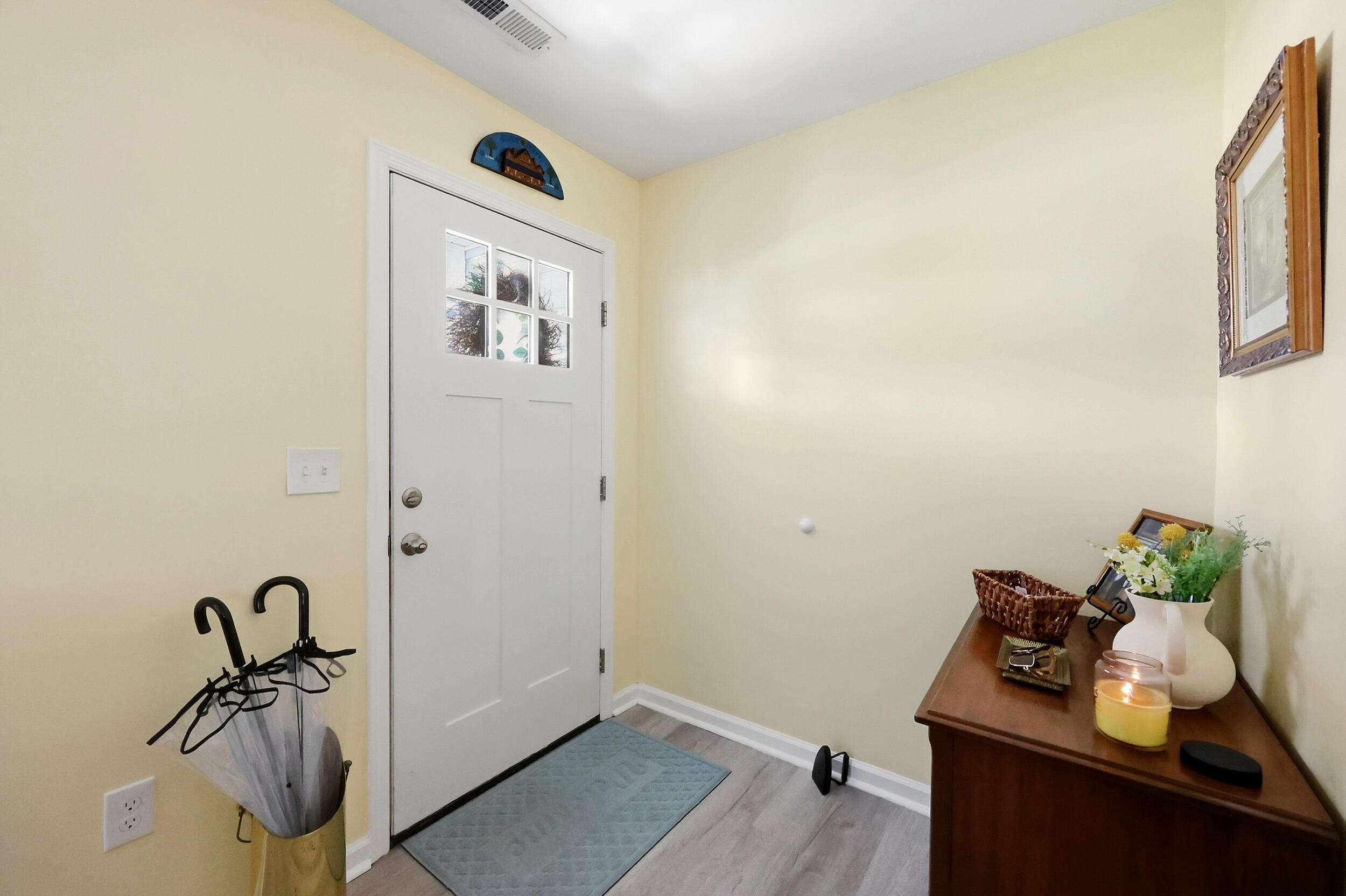 373 Village Drive Property Photo 5