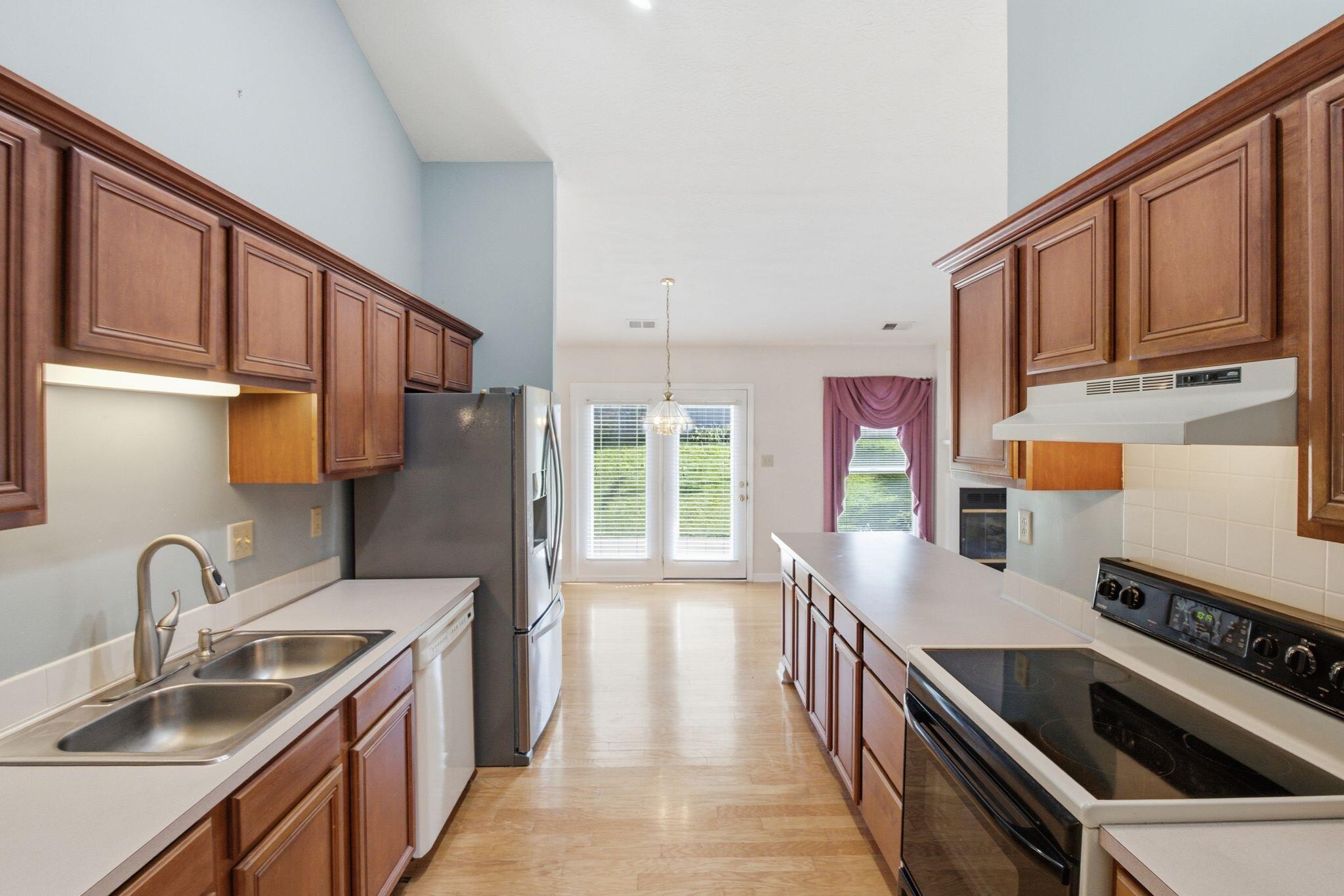 465 Whitfield Drive Property Photo 15