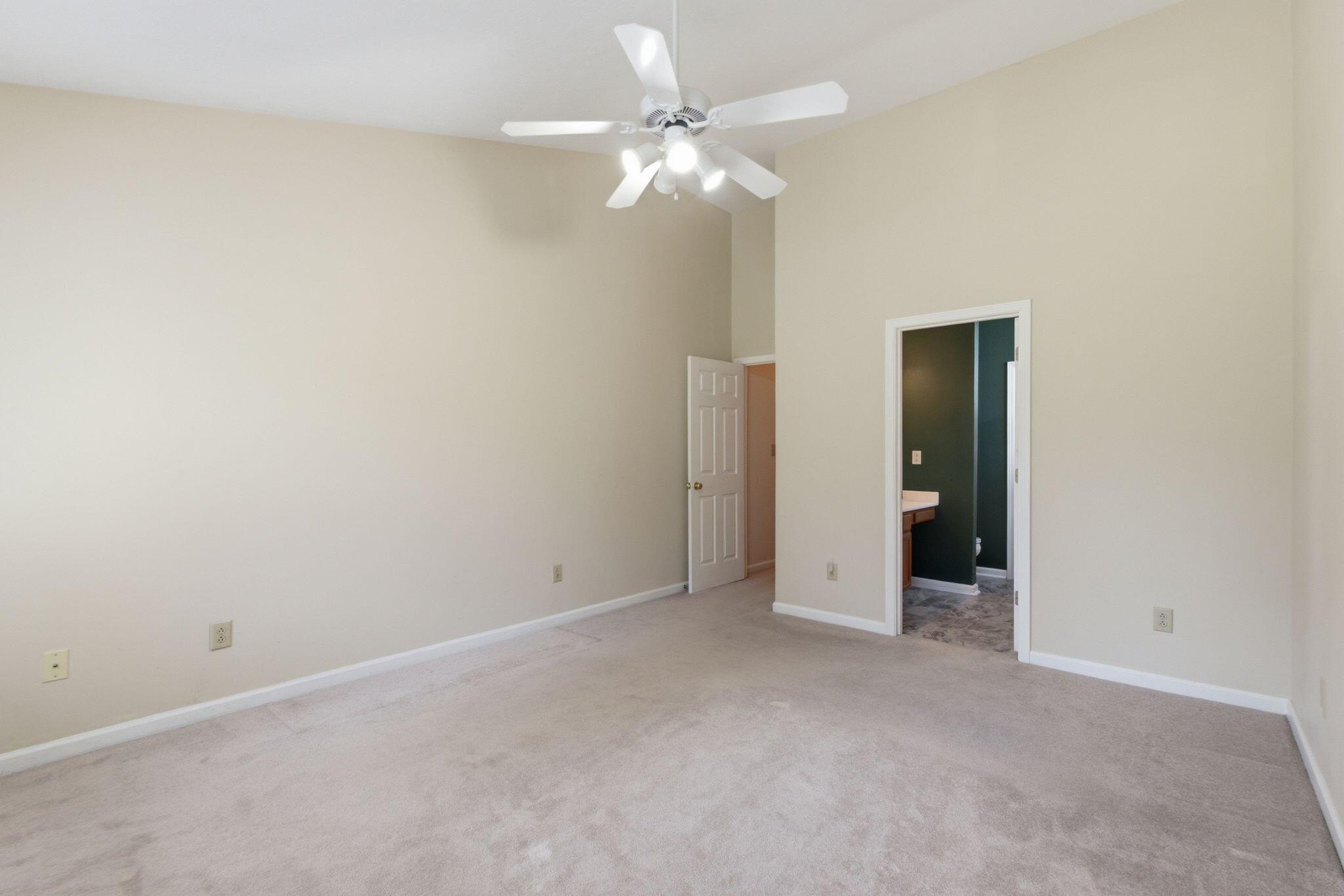 465 Whitfield Drive Property Photo 16