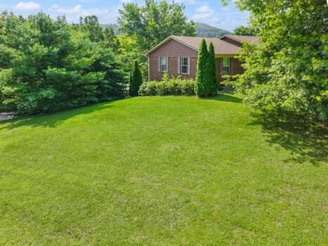 201 Pinecrest Court Property Photo 45
